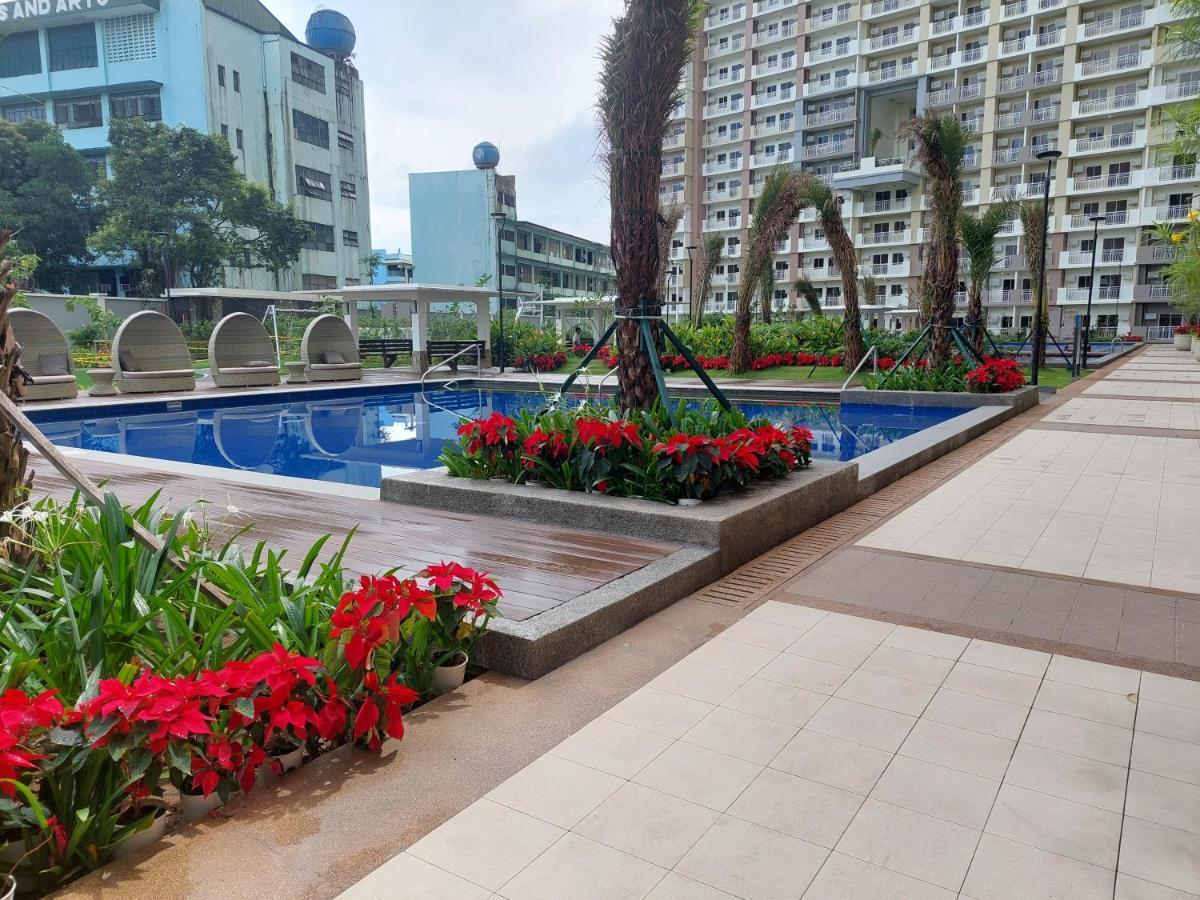 Infina Towers Project 4 Aurora Boulevard Quezon City 마닐라 외부 사진